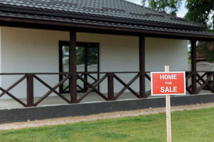 Contoh penggunaan signage, Sumber: pexels.com